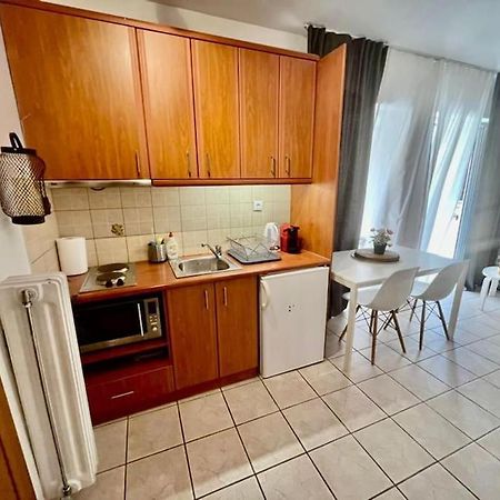 Modern Studio Large Veranda -Metro Station Suggrou Apartment Athens Ngoại thất bức ảnh