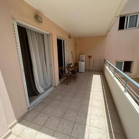 Modern Studio Large Veranda -Metro Station Suggrou Apartment Athens Ngoại thất bức ảnh