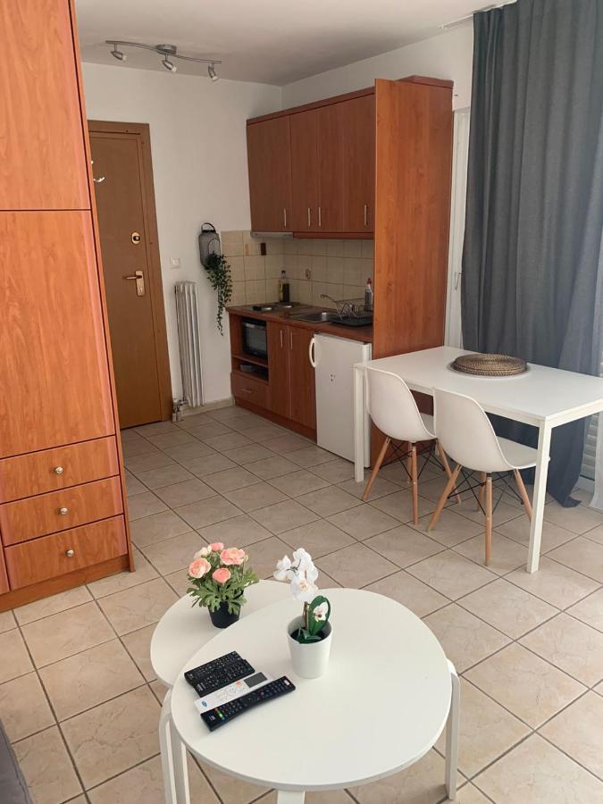 Modern Studio Large Veranda -Metro Station Suggrou Apartment Athens Ngoại thất bức ảnh
