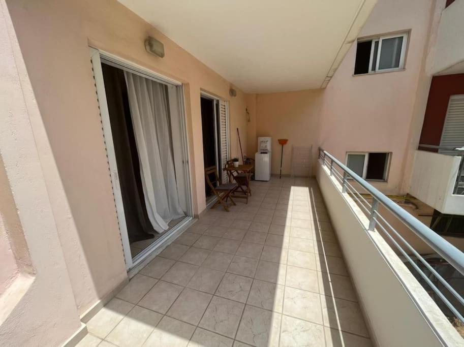 Modern Studio Large Veranda -Metro Station Suggrou Apartment Athens Ngoại thất bức ảnh